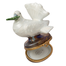 Load image into Gallery viewer, SKU# 36015 - Dove With Olive Branch