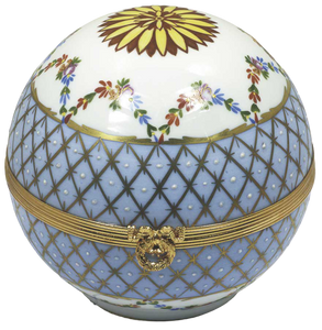 SKU# 6224 - Large Ball Versailles