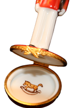 Cargar imagen en el visor de la galería, SKU# 6312 - Soldado de juguete