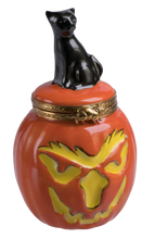 Cargar imagen en el visor de la galería, SKU# 6374 - Calabaza con gato negro