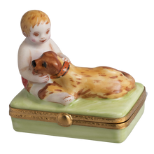 Cargar imagen en el visor de la galería, SKU# 6427 - Cachorro abrazando a un bebé - (RETIRADO)