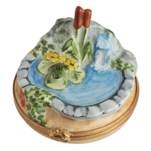 Cargar imagen en el visor de la galería, SKU# 6472 - Estanque de ranas