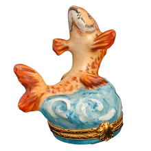 Load image into Gallery viewer, SKU# 7017 - Goldfish