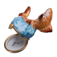 Load image into Gallery viewer, SKU# 7017 - Goldfish