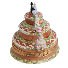 Load image into Gallery viewer, SKU# 7340 - Wedding Cake Chocolate
