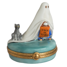 Cargar imagen en el visor de la galería, SKU# 7404 Truco o trato de Halloween sobre base azul