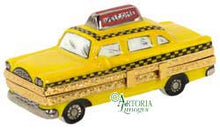 Lade das Bild in den Galerie-Viewer, Artikelnummer 7446 - New Yorker Taxi