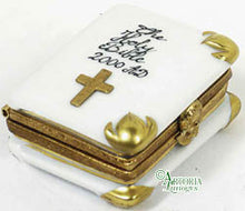 Load image into Gallery viewer, SKU# 7523 - Holy Bible
