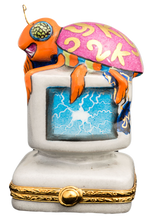 Cargar imagen en el visor de la galería, SKU# 7532 - Virus informático