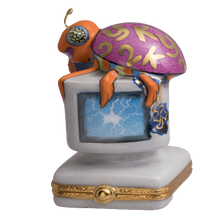 Cargar imagen en el visor de la galería, SKU# 7532 - Virus informático