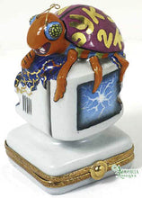 Cargar imagen en el visor de la galería, SKU# 7532 - Virus informático