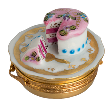 Cargar imagen en el visor de la galería, SKU# 7623 - Pastel de cumpleaños para dulces 16