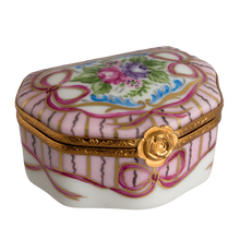 Cargar imagen en el visor de la galería, SKU# 7651 - Caja Sandra: Rosa Recamier