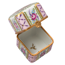 Cargar imagen en el visor de la galería, SKU# 7658 - Rectángulo grande con 4 frascos de perfume