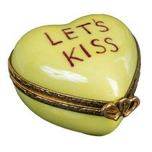Load image into Gallery viewer, SKU# 7791 - Heart *Let's Kiss* Yellow