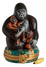 Lade das Bild in den Galerie-Viewer, SKU# 7802 - Gorillamutter und Babys