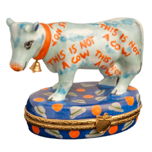 Cargar imagen en el visor de la galería, SKU# 7822 - Esto no es una vaca