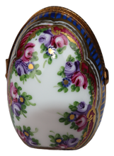 Lade das Bild in den Galerie-Viewer, Artikelnummer C001404C Ein Fotoalbum – Sevres –