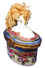 Cargar imagen en el visor de la galería, SKU# C001147 Forma extraña con borla - Sevres