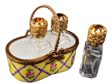 Cargar imagen en el visor de la galería, SKU# C021201 Cesta rectangular para frascos de perfume, Versalles