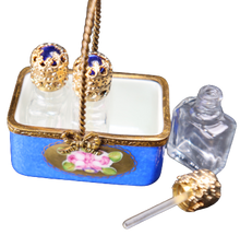 Cargar imagen en el visor de la galería, SKU# C037075F Cesta rectangular para frascos de perfume.