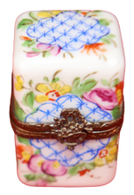 Cargar imagen en el visor de la galería, SKU# C049207 Baúl con frasco de perfume cuadrado