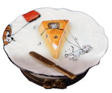 Load image into Gallery viewer, SKU# C079015 Contested Cheese Platter