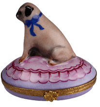 Load image into Gallery viewer, SKU# 6004 - Pug Sitting