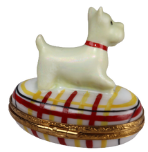 Load image into Gallery viewer, SKU# 7288 - Westie On Red and Yellow Base