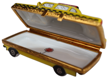 Load image into Gallery viewer, SKU# 7446 - New York Taxi