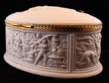 Load image into Gallery viewer, SKU# 1001M &quot;Rome&quot; Large oval hinged box - Biscuit Relief

