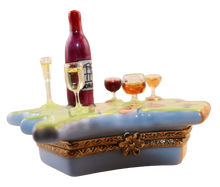 Load image into Gallery viewer, SKU# 10020 - A map of France with a sampling of her wines
