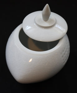 SKU# 20001 Aladdin Pot with Lid White #2