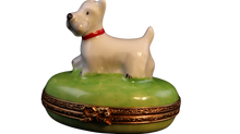Cargar imagen en el visor de la galería, SKU# 3531 - Terrier pequeño sobre base verde
