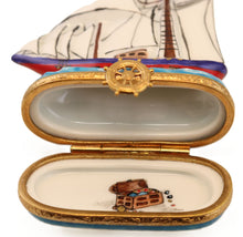 Cargar imagen en el visor de la galería, SKU# 3554 - Barco pirata
