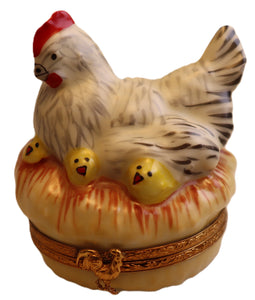 SKU# 36046 - White Hen with her chicks