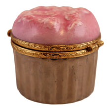 Load image into Gallery viewer, SKU# 36052 - Strawberry Soufflé
