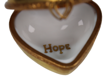 Lade das Bild in den Galerie-Viewer, SKU# 4449- Kleines Herz *Hope* Golden
