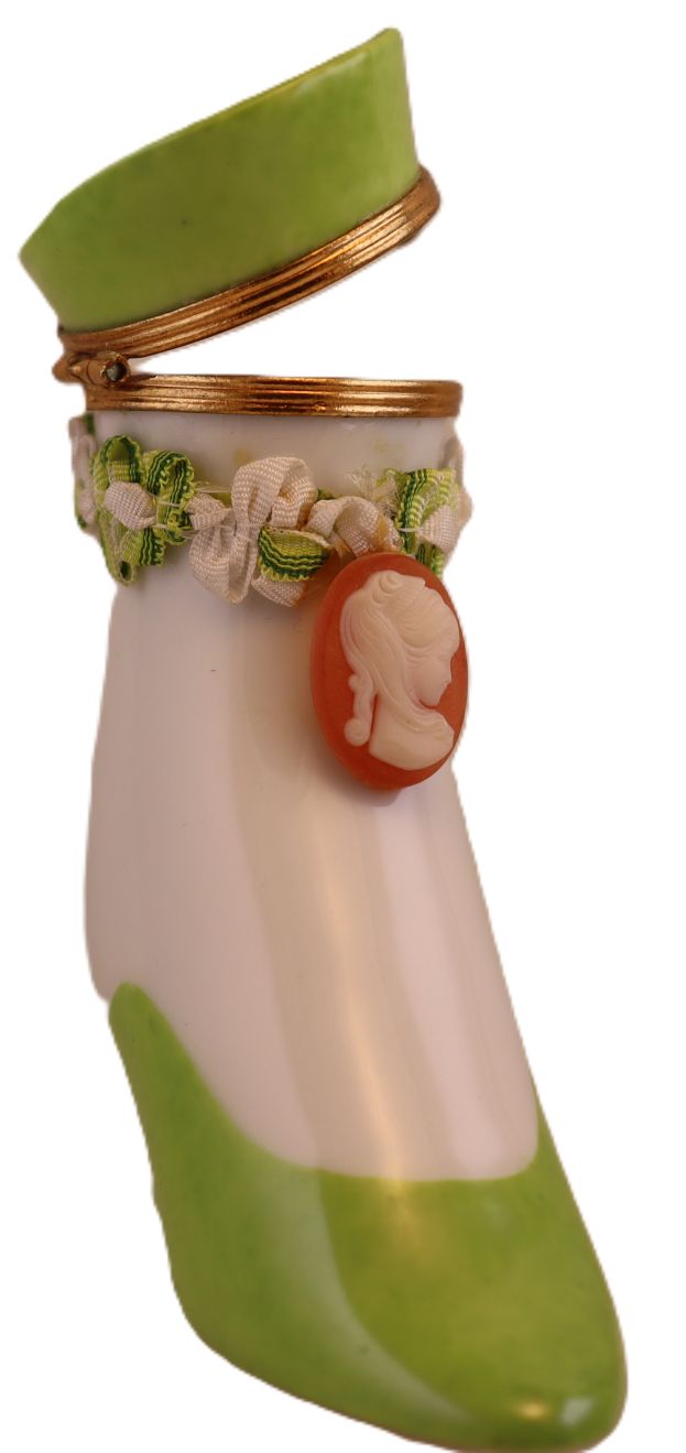 SKU# 5288C - Boot Green & White  with a Cameo Pendant