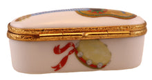 Cargar imagen en el visor de la galería, SKU# 5269 - Oblong Box with Music Instruments decals.
