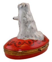 Lade das Bild in den Galerie-Viewer, SKU# 6019 - Pewter Persian Cat
