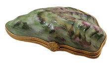 Lade das Bild in den Galerie-Viewer, SKU# 6063 - Oyster with luster
