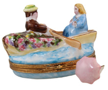 Cargar imagen en el visor de la galería, SKU# 7028 - Amantes en bote de remos
