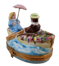 Cargar imagen en el visor de la galería, SKU# 7028 - Amantes en bote de remos
