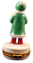 Load image into Gallery viewer, SKU# 7125 - Christmas Caroler
