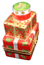 Cargar imagen en el visor de la galería, SKU# 7246B - Regalo de Navidad rojo y dorado con puntos rojos
