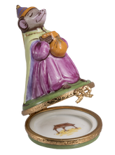 Load image into Gallery viewer, SKU# 7367 - Wiseman : Mouse
