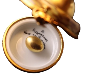 SKU# 7531 - Ganso con huevo de oro para el nuevo milenio