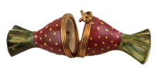 Load image into Gallery viewer, SKU# 7662 - Candy Strawberry
