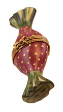 Load image into Gallery viewer, SKU# 7662 - Candy Strawberry
